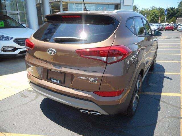 2017 Hyundai Tucson AWD Sport 4dr SUV